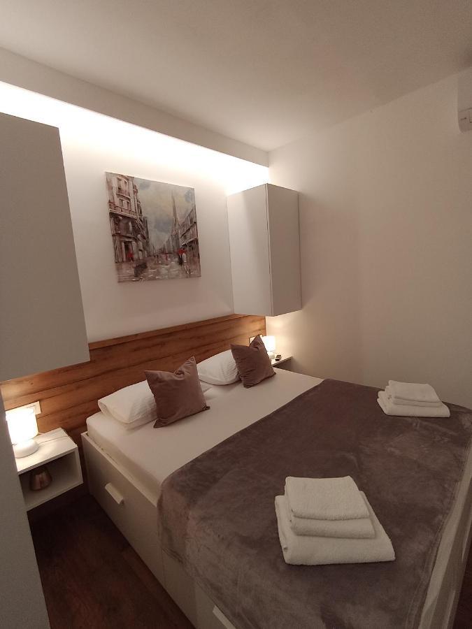 Didova Kuca Villa Brodarica  Buitenkant foto